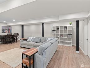 18568 Densmore Avenue N, Shoreline WA 98133