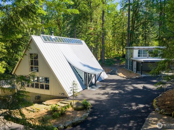 26222 SE 152nd St, Issaquah WA 98027
