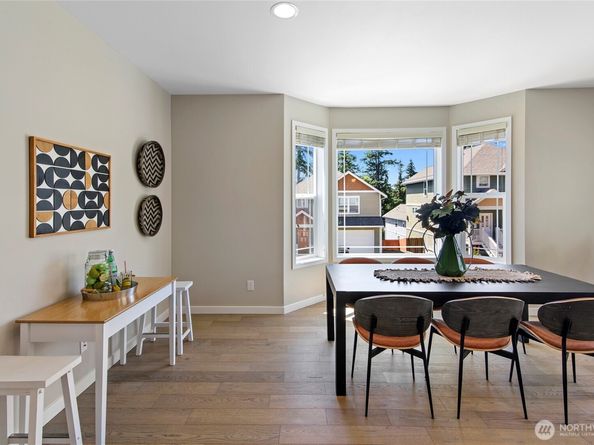 26442 Gravity Avenue NE, Kingston WA 98346