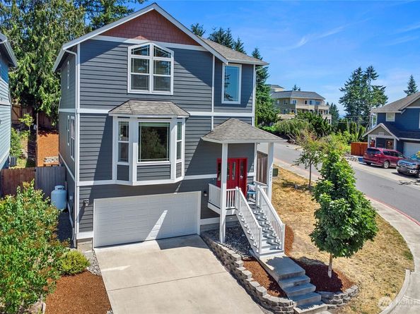 26442 Gravity Avenue NE, Kingston WA 98346