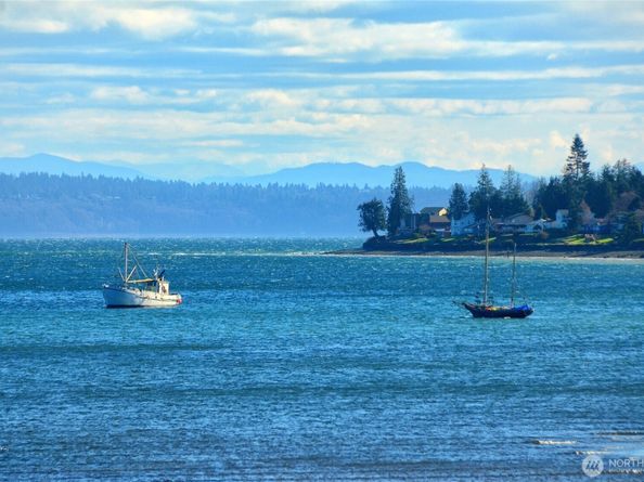 26442 Gravity Avenue NE, Kingston WA 98346