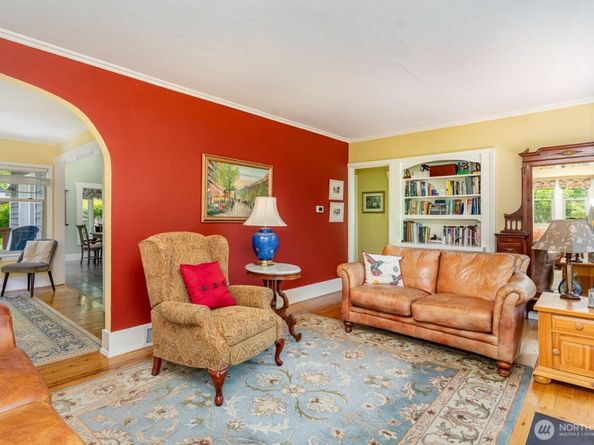 1833 3rd Avenue, Kirkland WA 98033