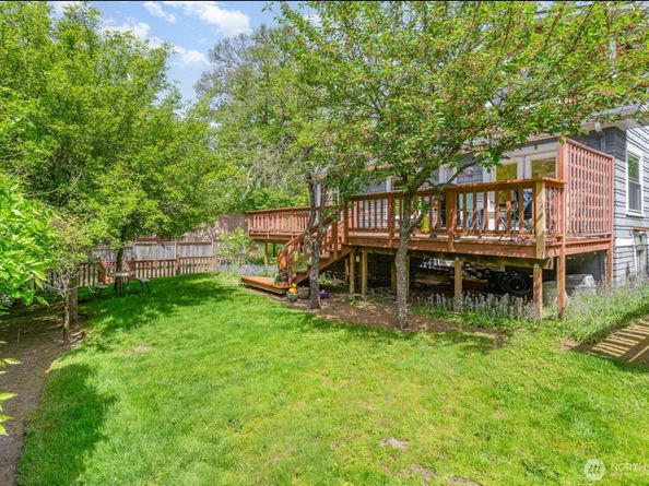 1833 3rd Avenue, Kirkland WA 98033