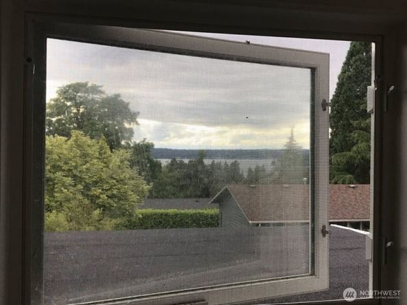 1833 3rd Avenue, Kirkland WA 98033