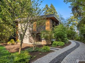 7268 Madrona Drive NE, Bainbridge Island WA 98110