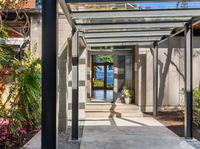 7268 Madrona Drive NE, Bainbridge Island WA 98110