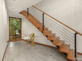 7268 Madrona Drive NE, Bainbridge Island WA 98110