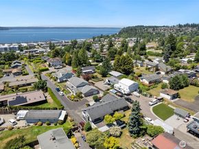 1022 S 225th Lane, Des Moines WA 98198