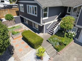 1022 S 225th Lane, Des Moines WA 98198