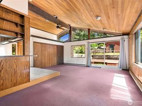 19326 5th Avenue NE, Shoreline WA 98155