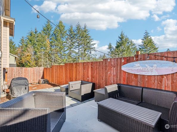 3821 NE 14th Place, Renton WA 98056