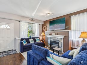3821 NE 14th Place, Renton WA 98056