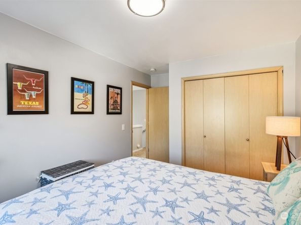 3821 NE 14th Place, Renton WA 98056