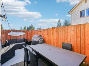 3821 NE 14th Place, Renton WA 98056