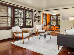 411 Boylston Avenue E 202, Seattle WA 98102