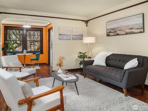 411 Boylston Avenue E 202, Seattle WA 98102