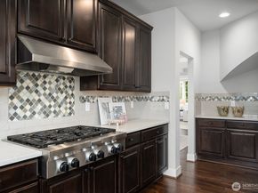 9911 NE 158th Street, Bothell WA 98011