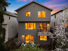 14118 74th Court NE 10, Kirkland WA 98034