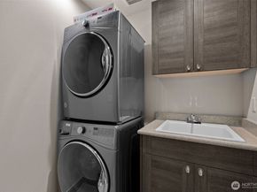 14118 74th Court NE 10, Kirkland WA 98034