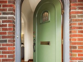 1216 NE 77th Street, Seattle WA 98115