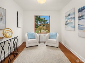 1216 NE 77th Street, Seattle WA 98115