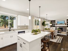 26911 30th Place S 10, Kent WA 98032