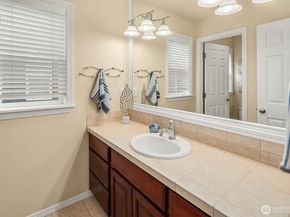 2232 250th Place SE, Sammamish WA 98075