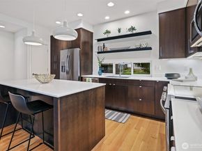3641 22nd Avenue W E, Seattle WA 98199