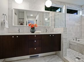 3641 22nd Avenue W E, Seattle WA 98199
