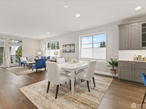 11522 117th Lane NE 4, Kirkland WA 98034