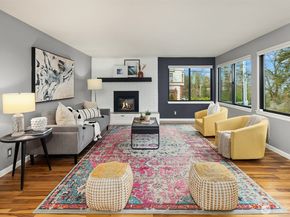 654 W Olympic Place 203, Seattle WA 98119