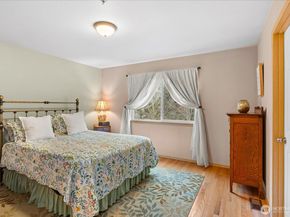 15508 35th Avenue W B5, Lynnwood WA 98087