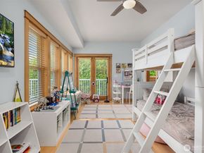 10555 NE Morning Lane, Bainbridge Island WA 98110