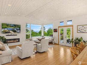 10555 NE Morning Lane, Bainbridge Island WA 98110