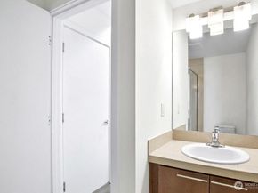1214 N Northgate Way, Seattle WA 98133