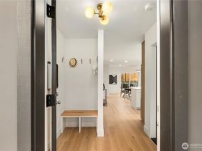 524 NE 89th Street B, Seattle WA 98115