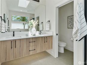 9013 14th Avenue SW, Seattle WA 98106