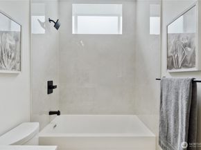 9013 14th Avenue SW, Seattle WA 98106