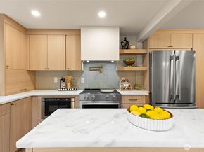 7536 13th Avenue NW, Seattle WA 98117