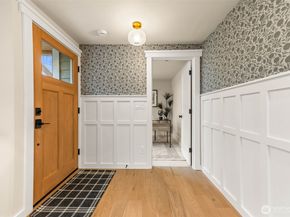 7536 13th Avenue NW, Seattle WA 98117