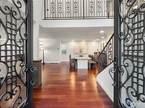 17714 SE 40th Place, Bellevue WA 98008