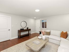 17714 SE 40th Place, Bellevue WA 98008