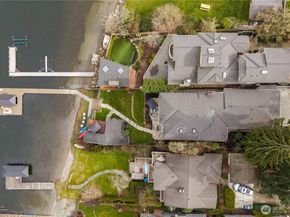 17714 SE 40th Place, Bellevue WA 98008