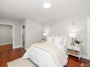 17714 SE 40th Place, Bellevue WA 98008