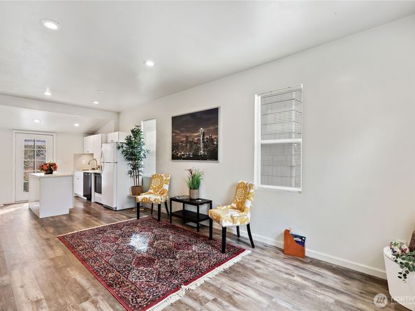 1521 E Spruce Street, Seattle WA 98122