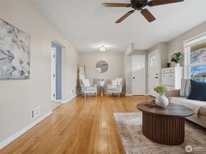 2012 Nipsic Avenue, Bremerton WA 98310