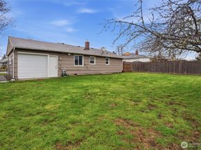 2012 Nipsic Avenue, Bremerton WA 98310