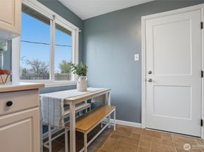 2012 Nipsic Avenue, Bremerton WA 98310
