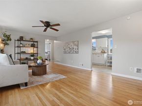 2012 Nipsic Avenue, Bremerton WA 98310