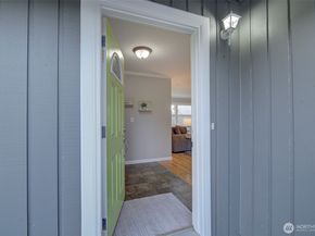 15023 Simonds Road NE, Kenmore WA 98028